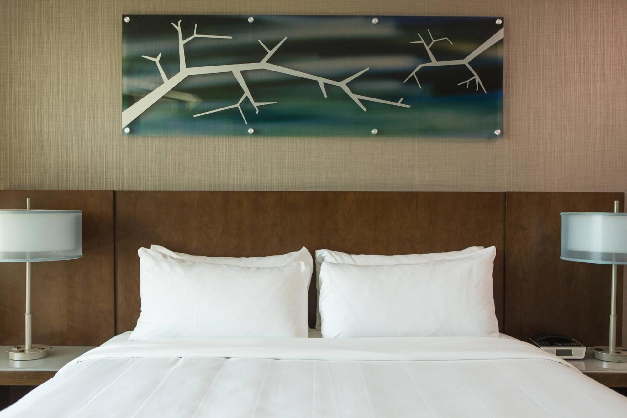 Marriott Fairview Park Hotel 4*