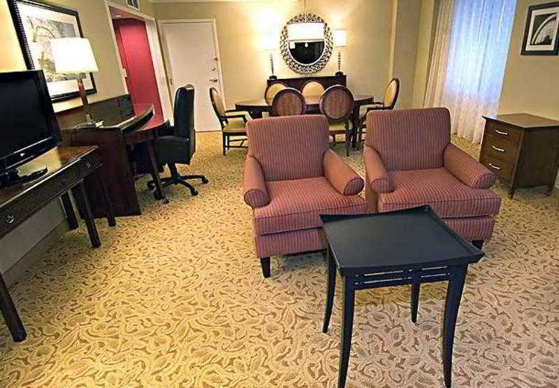 Marriott Fairview Park